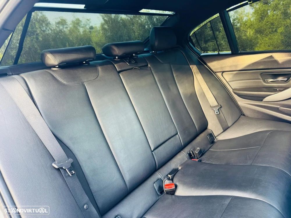 BMW 335 d xDrive Auto Pack M - 55