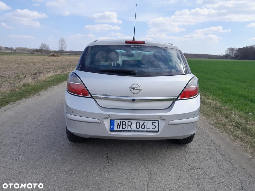 Opel Astra 1.8 Edition Plus - 18