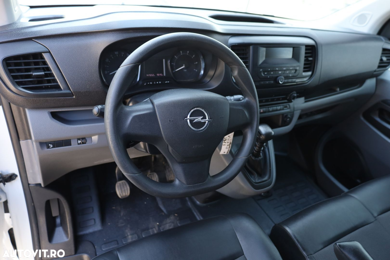 Opel Vivaro L3H1 - 14