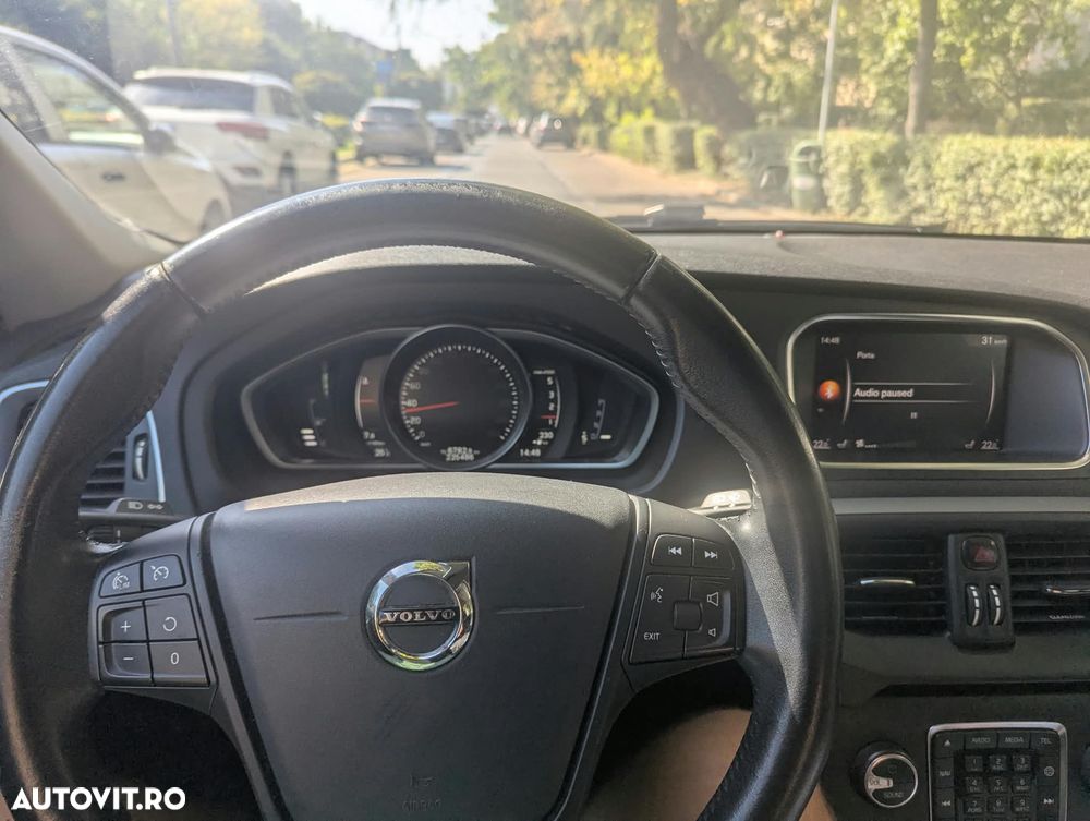 Volvo V40 D2 DRIVe Aut. Momentum - 6