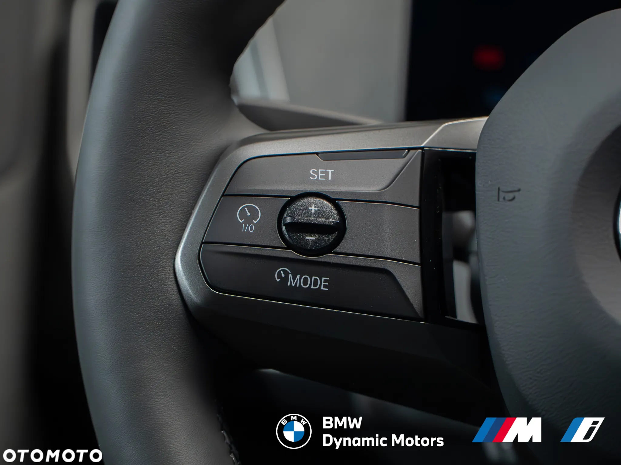 BMW iX xDrive45 - 29