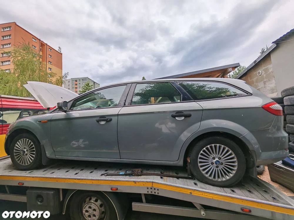 Maska bagażnika Ford Mondeo MK4 - 2