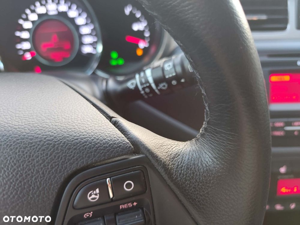 Kia Ceed - 21