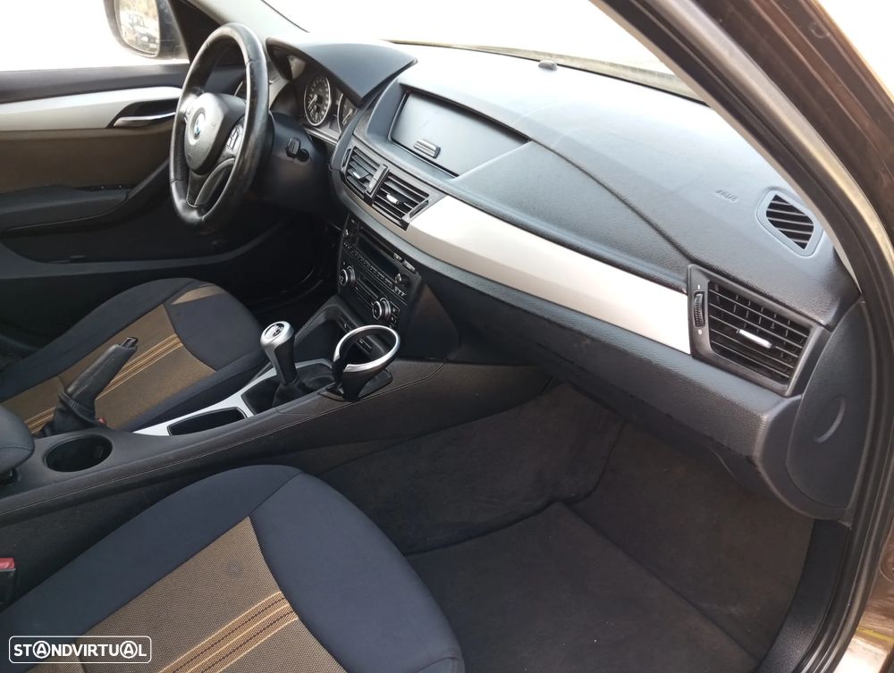 BMW X1 20 d sDrive - 43