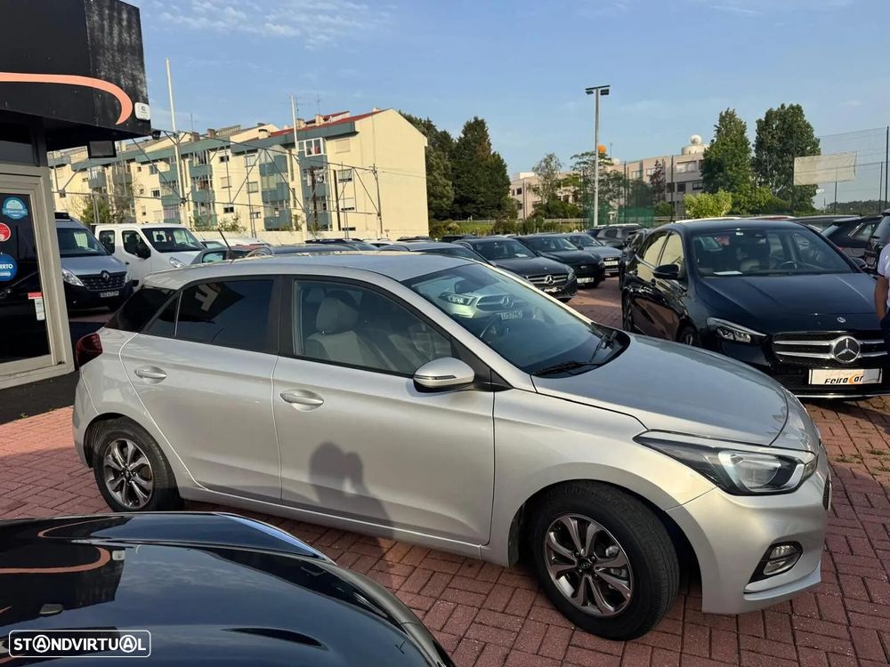 Hyundai i20 1.0 T-GDI Style DCT - 8