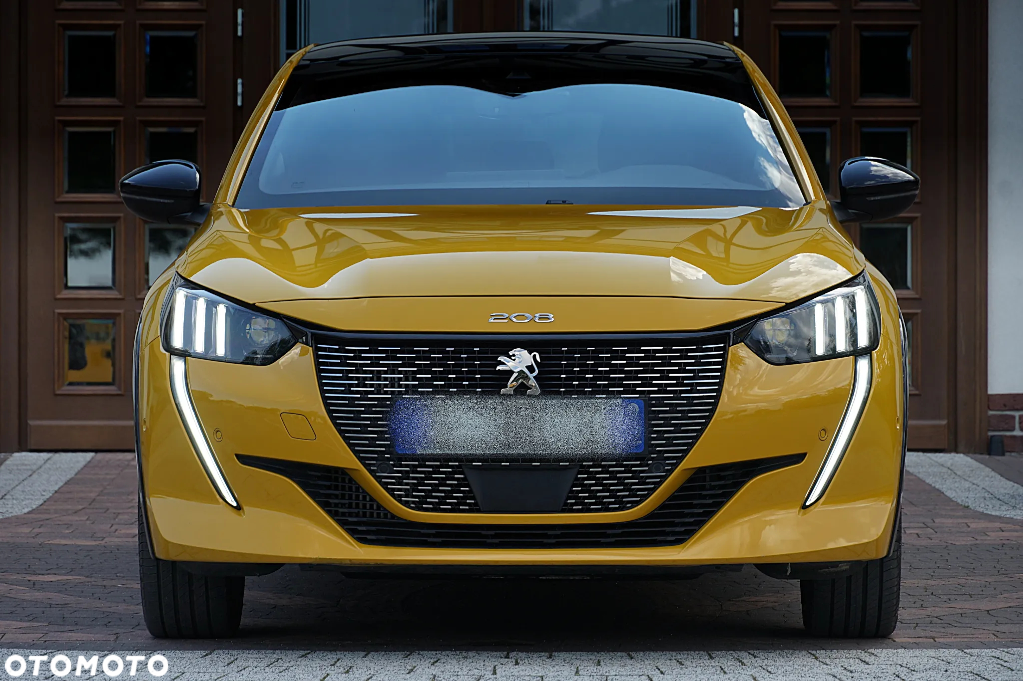 Peugeot 208 PureTech 100 EAT8 GT Pack - 3