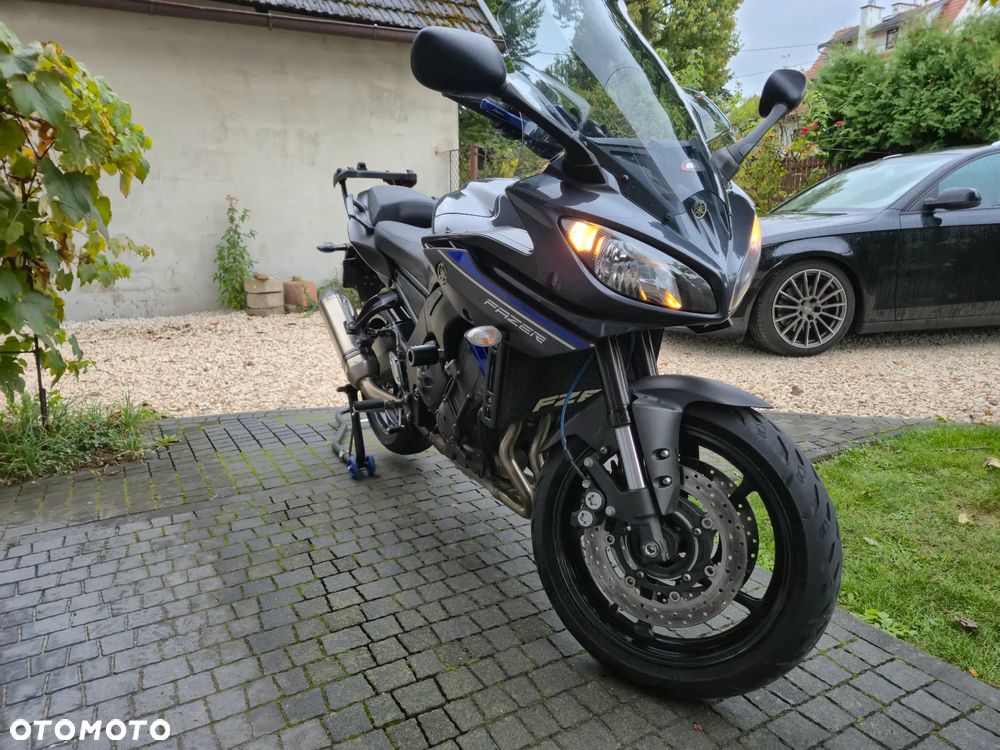 Yamaha FZ8 - 2