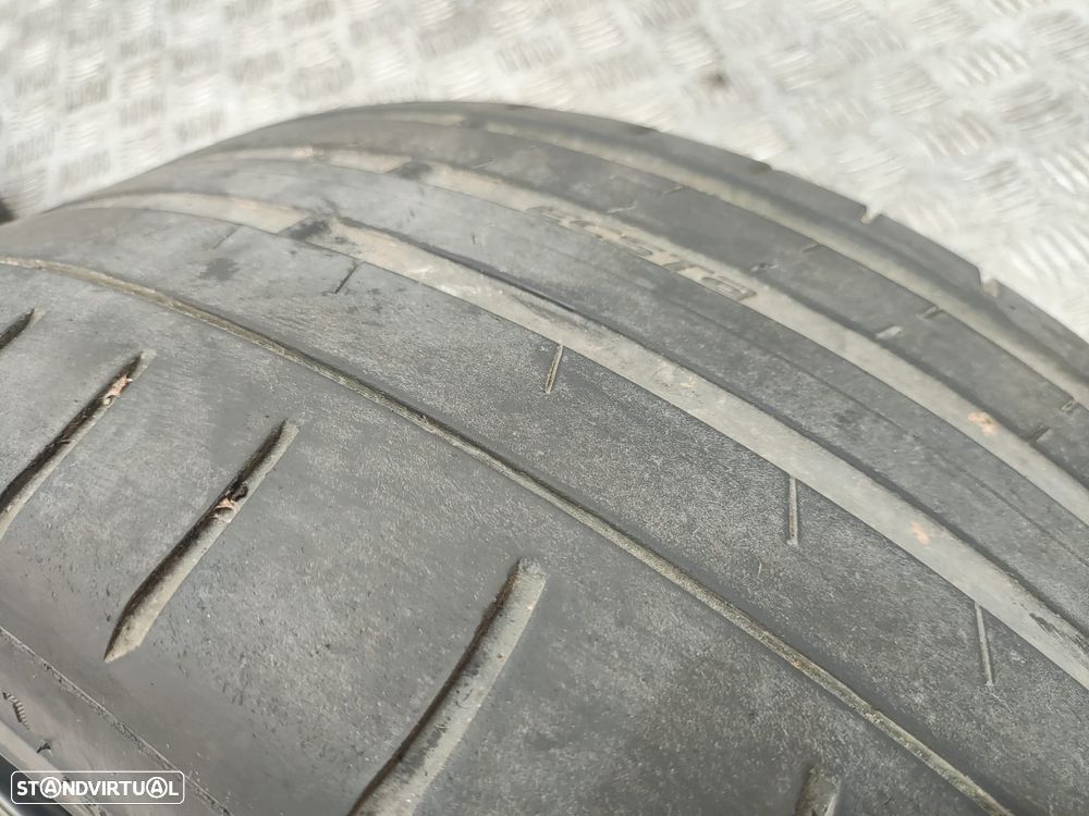 Conjunto de jantes 18 Matrix Jaguar XE X760 7,5J ET46 5x108 Original - 23