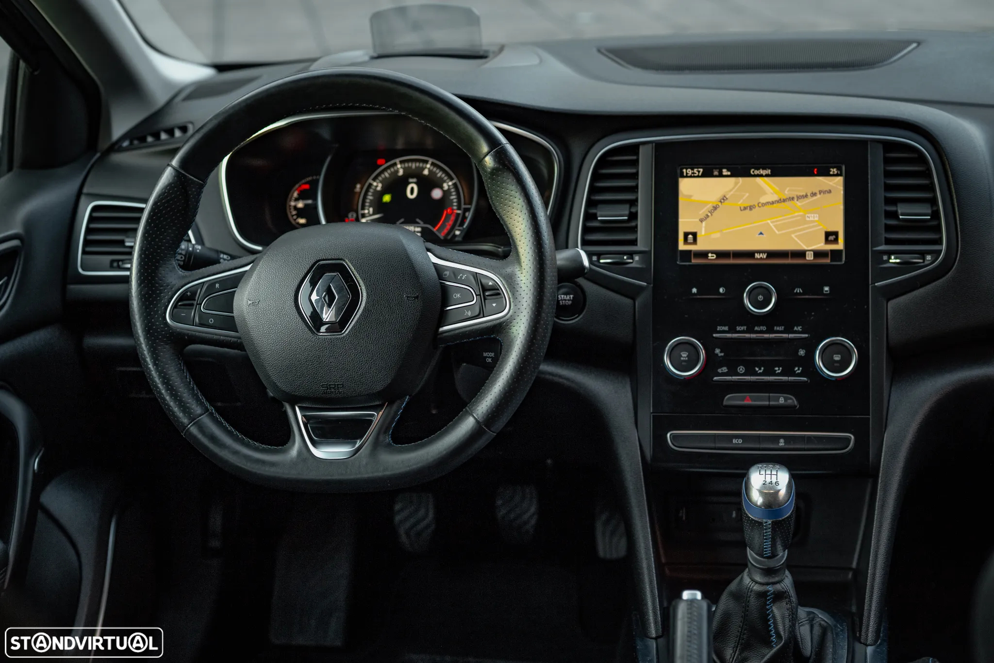 Renault Mégane 1.2 TCE GT Line - 17