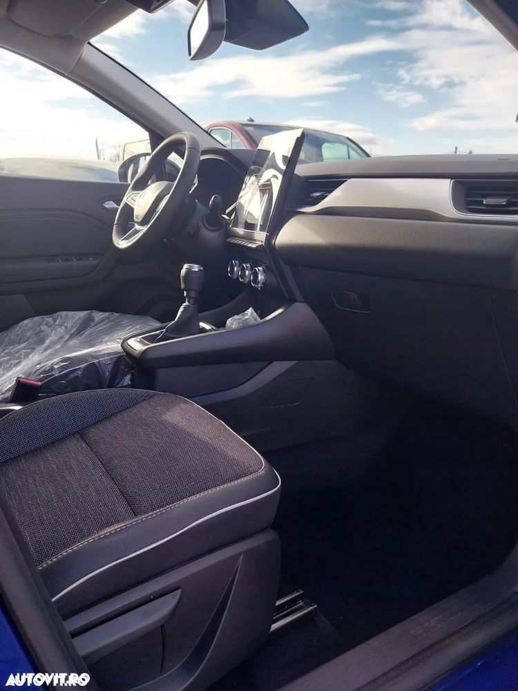 Renault Captur - 13