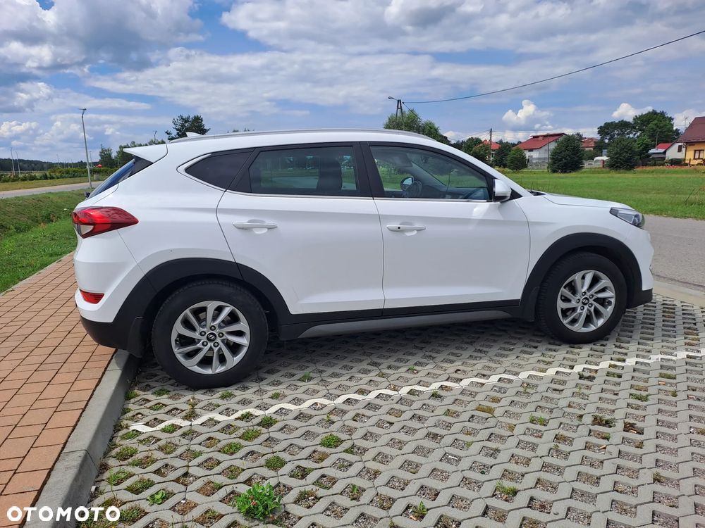 Hyundai Tucson 2.0 CRDI Style 4WD - 2
