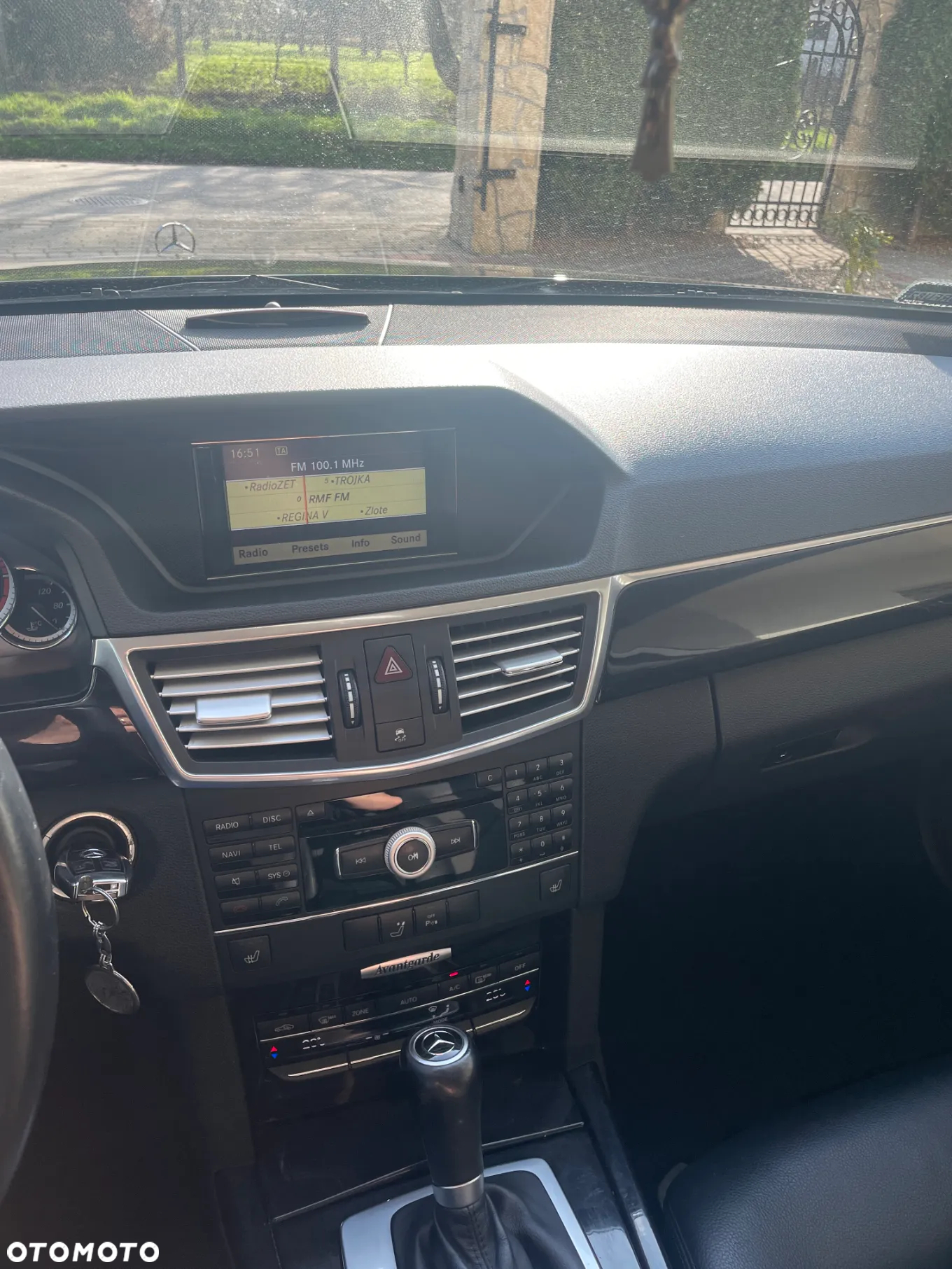 Mercedes-Benz Klasa E 220 T CDI 7G-TRONIC Avantgarde - 14