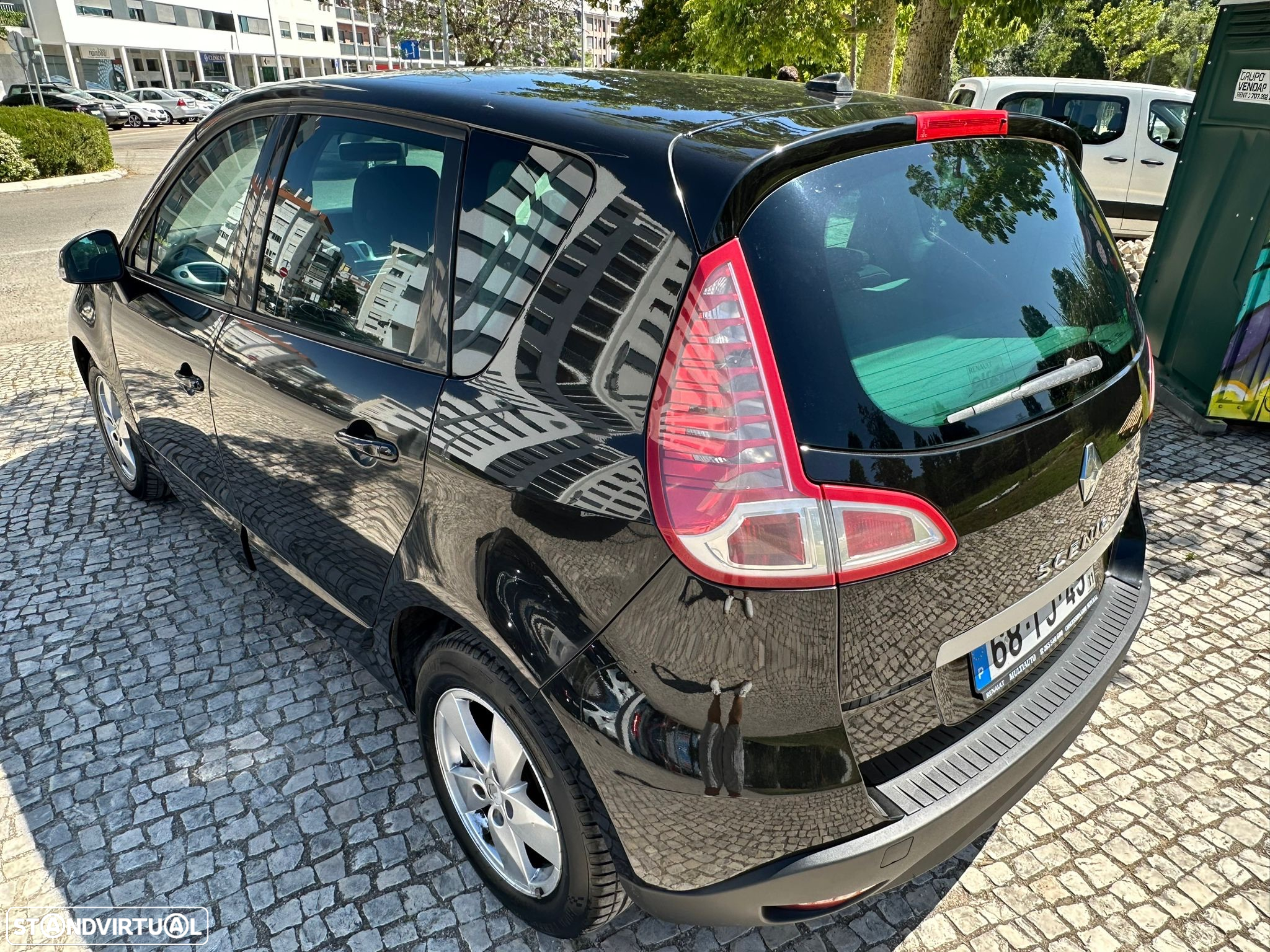 Renault Scénic 1.5 dCi Dynamique S - 5