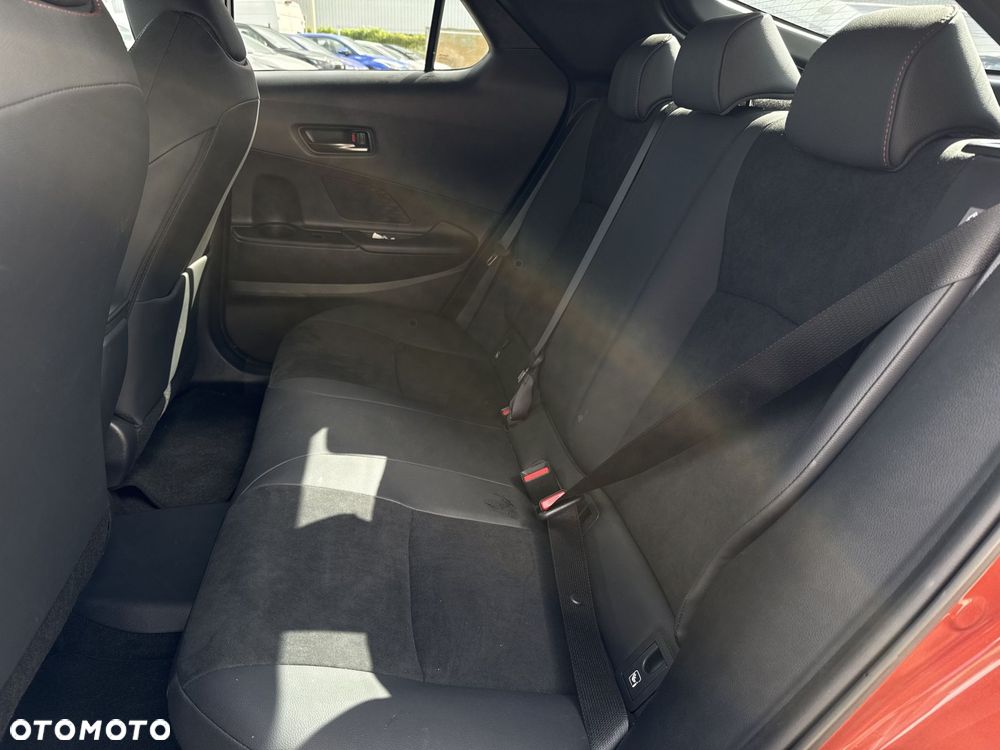 Toyota C-HR - 12