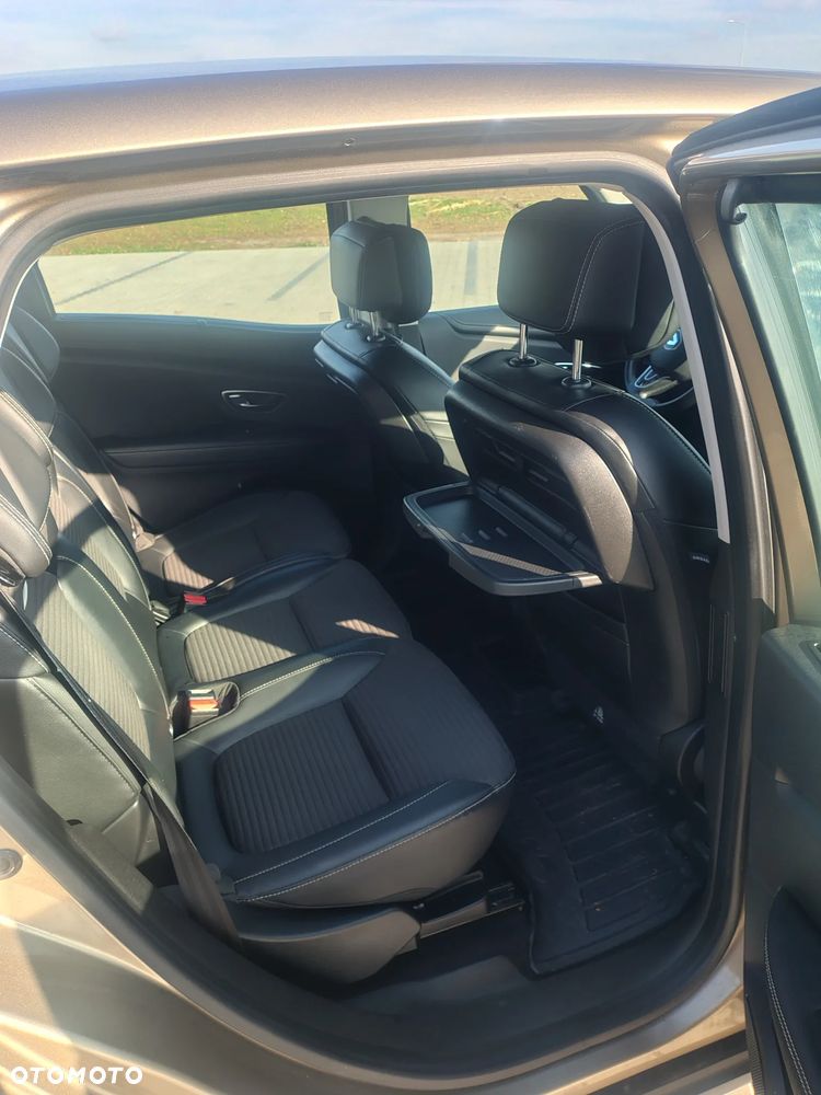 Renault Scenic - 10