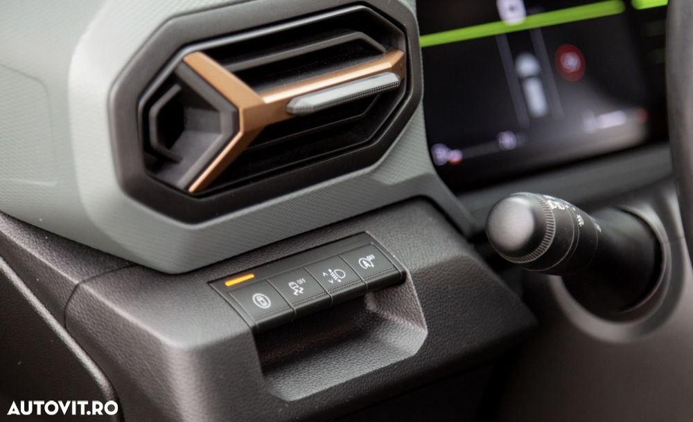 Dacia Duster TCe 130 4X4 MHEV Extreme - 27