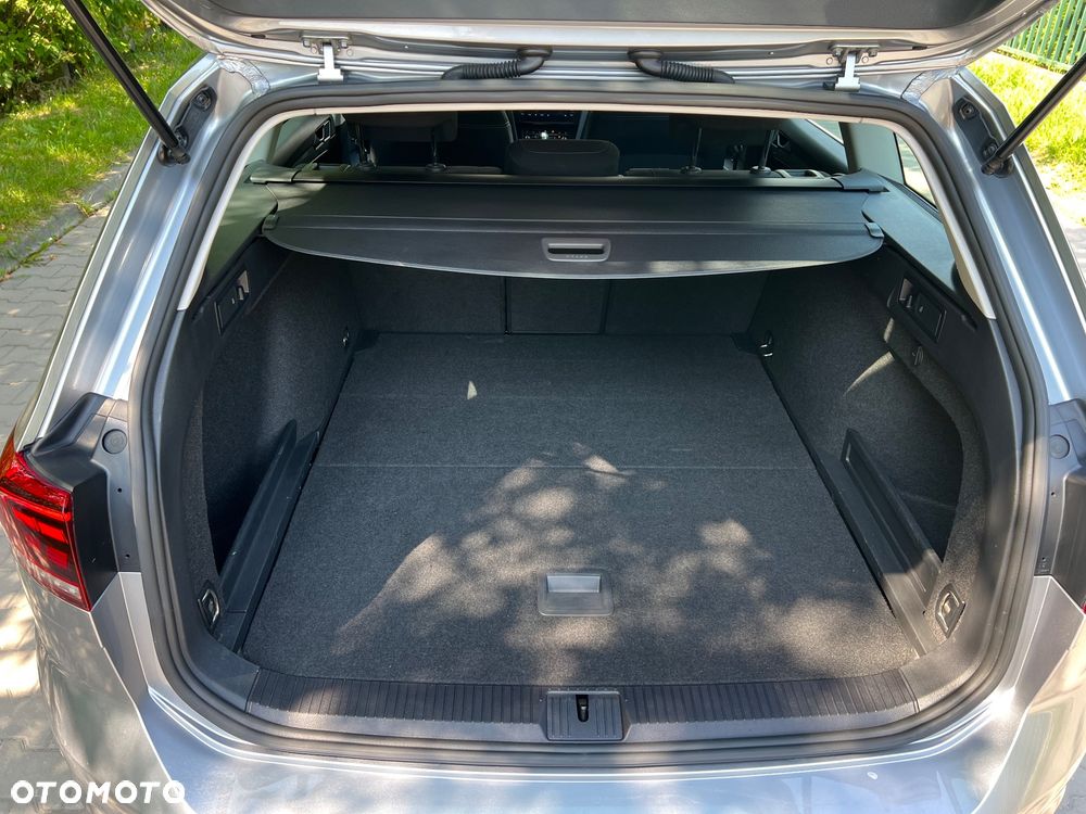 Volkswagen Passat Variant 1.5 TSI EVO Business DSG - 26