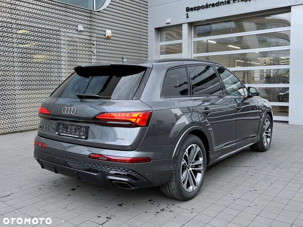 Audi Q7 - 9