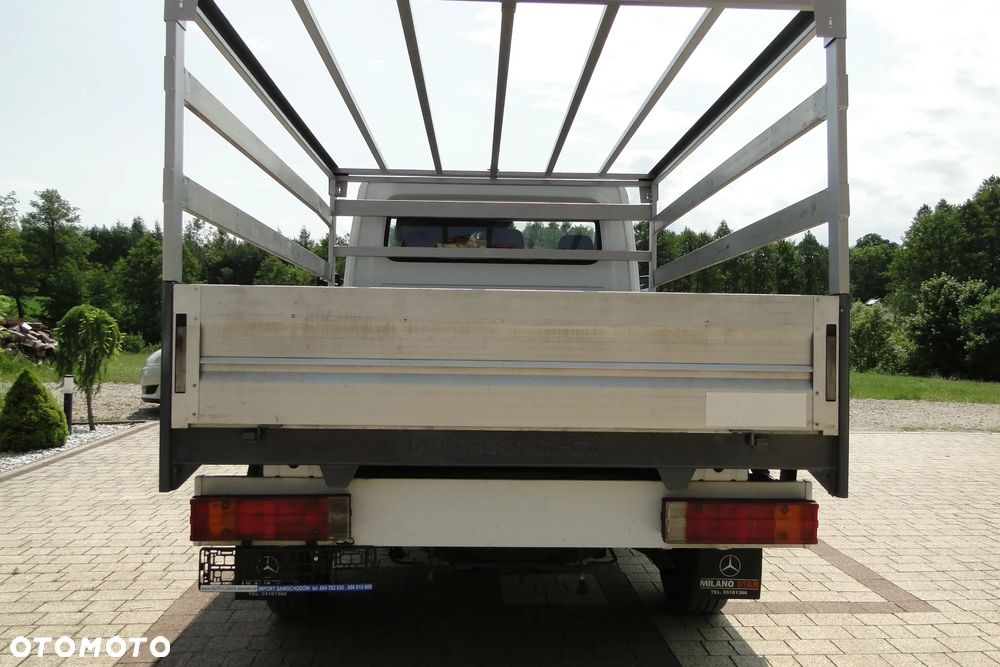 Mercedes-Benz Sprinter 208 - 6