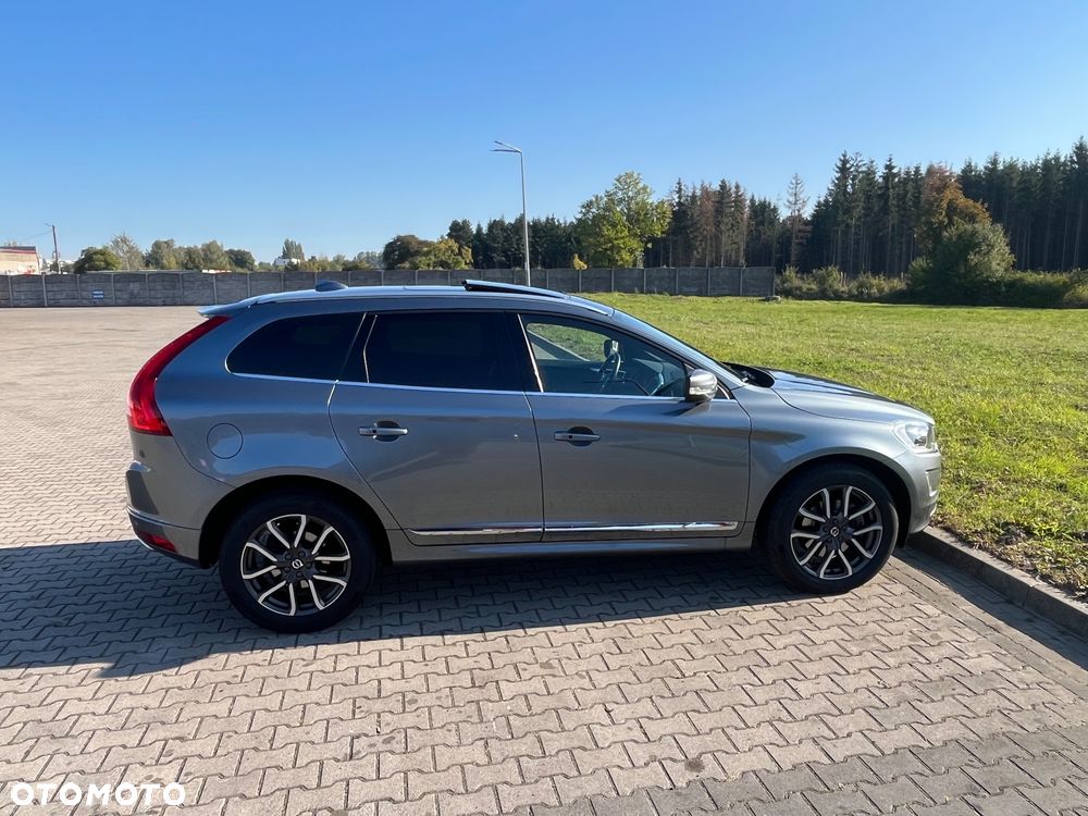 Volvo XC 60 D4 Geartronic Summum - 9