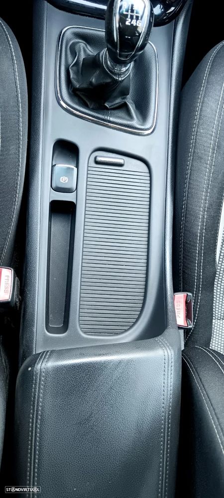 Kia Ceed SW 1.4 CRDi ECO - 4