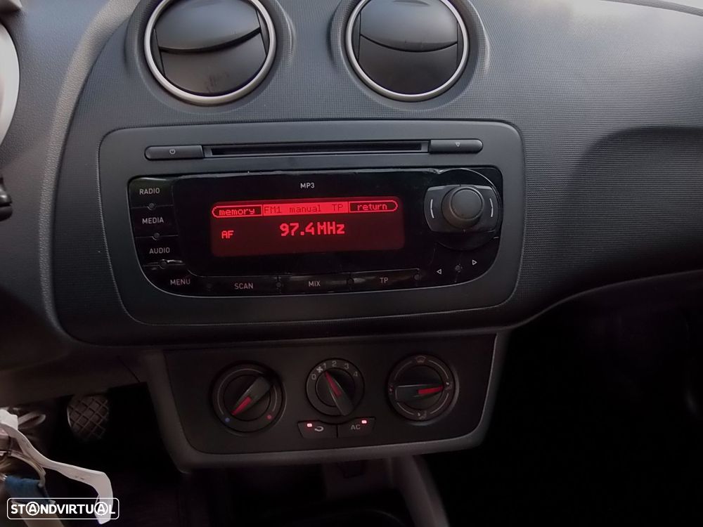 SEAT Ibiza SC 1.4 TDI S&S Style - 17