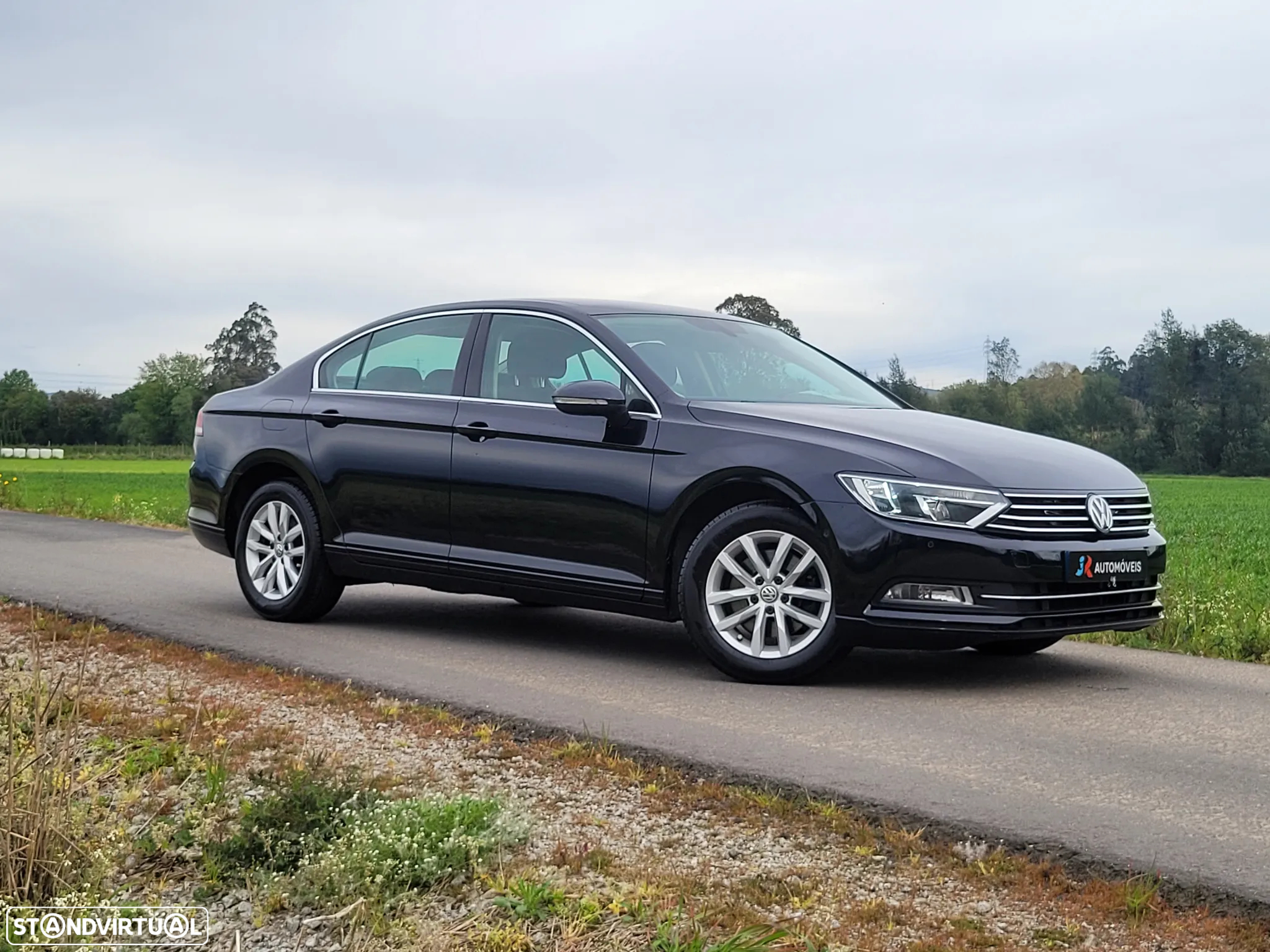 VW Passat 1.6 TDI Highline DSG - 5