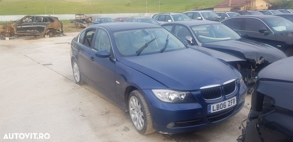BMW 330d - 3