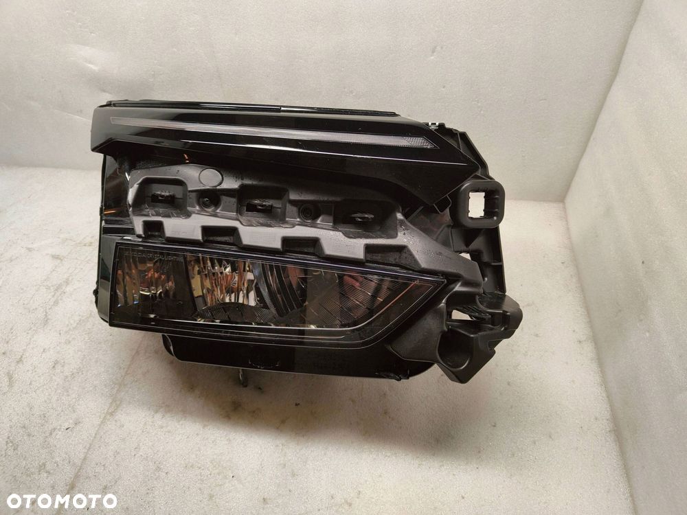 skoda elroq 2024 full led przód strona prawa 5lb941010 - 2