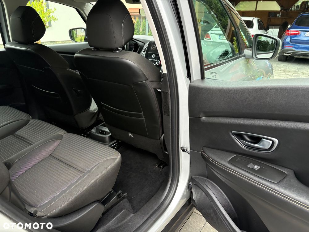 Renault Scenic - 9