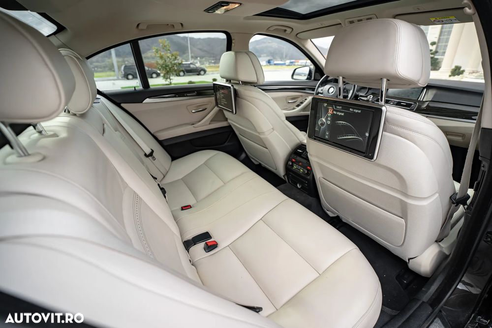 BMW Seria 5 530d xDrive - 27