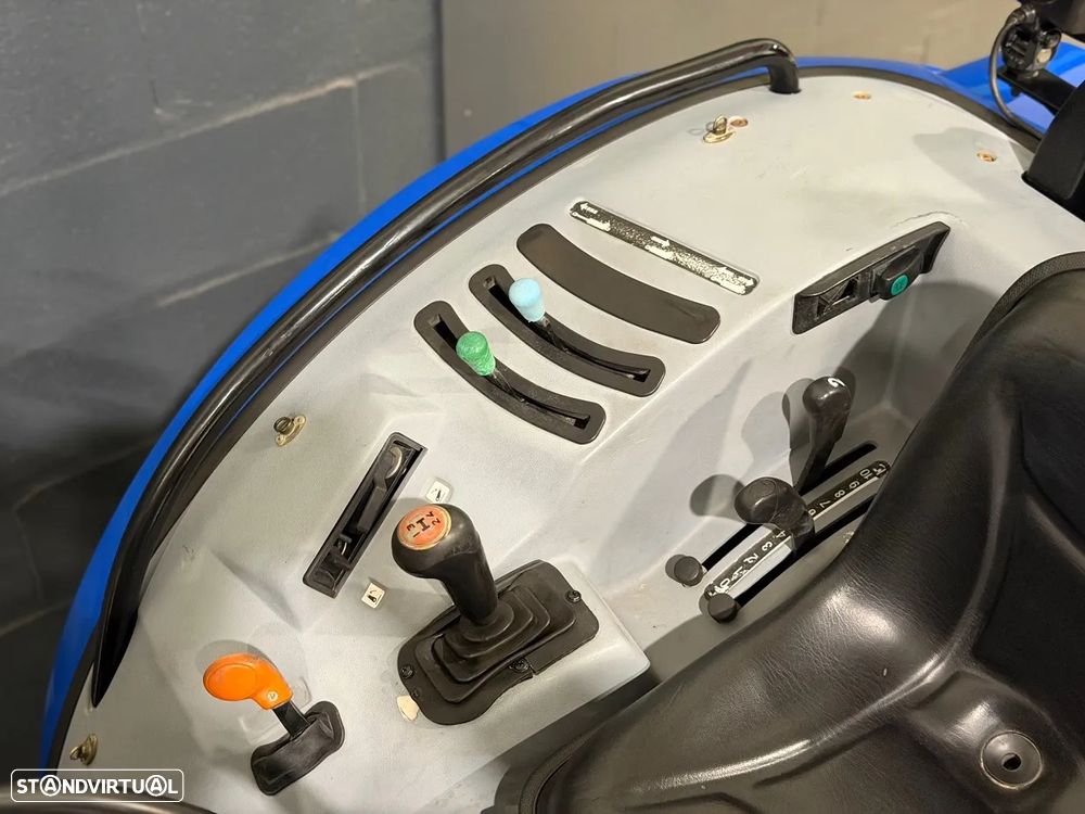 New Holland T3.55F 4RM - 16