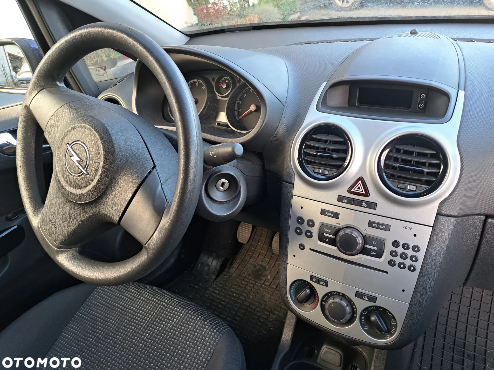 Opel Corsa - 9