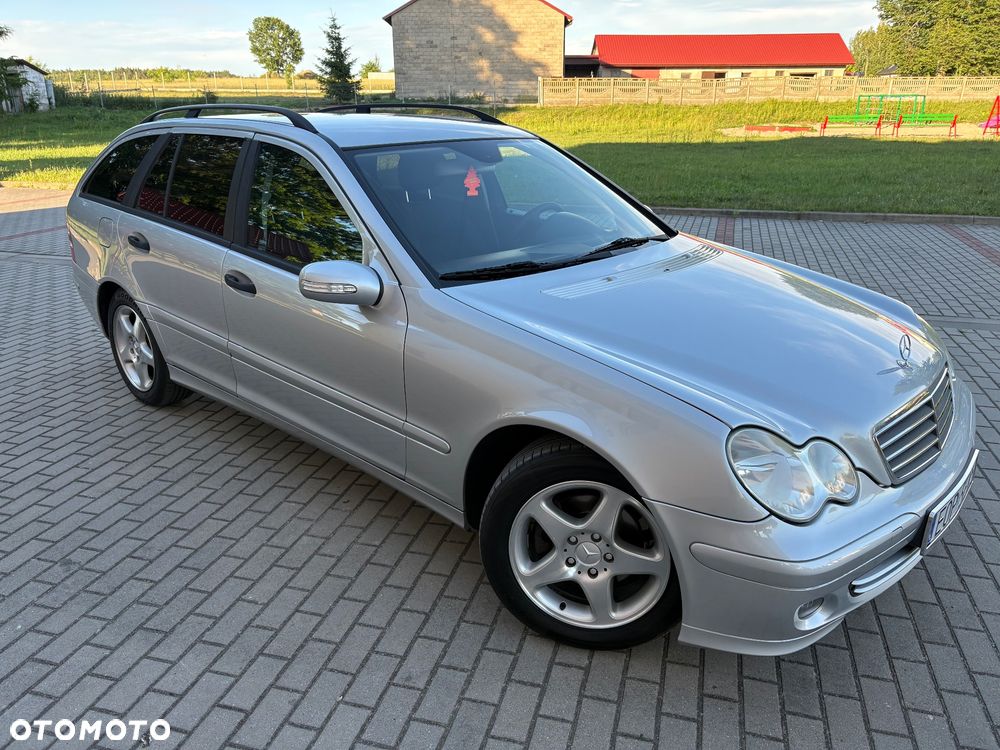 Mercedes-Benz Klasa C 200 CDI Elegance - 12