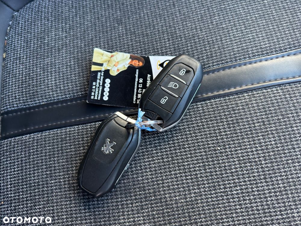 Peugeot 3008 HDi FAP 150 Premium - 31