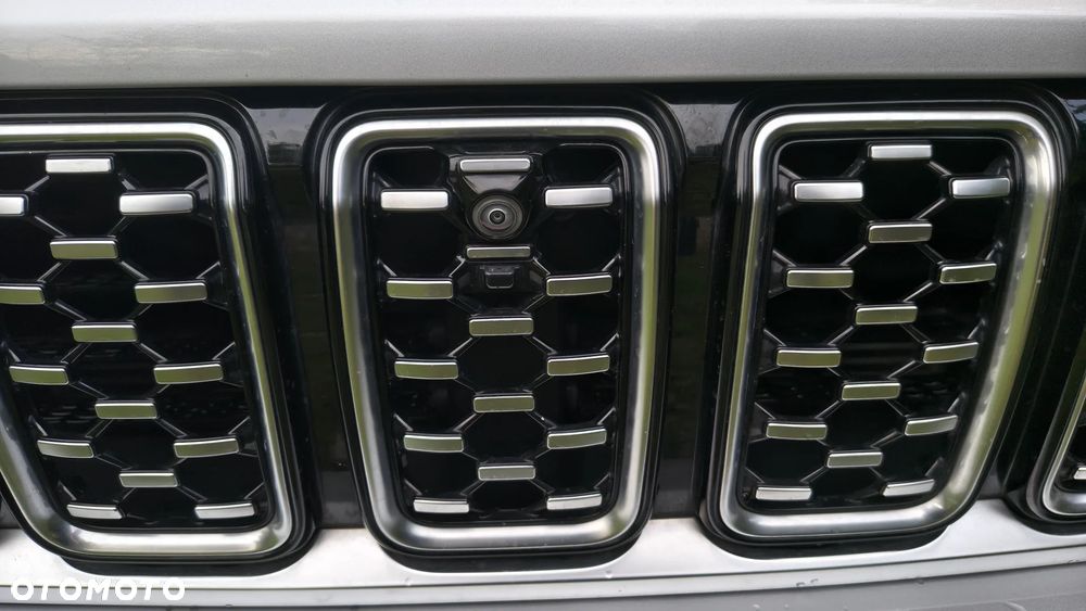 Jeep Grand Cherokee 3.6 V6 Summit - 17