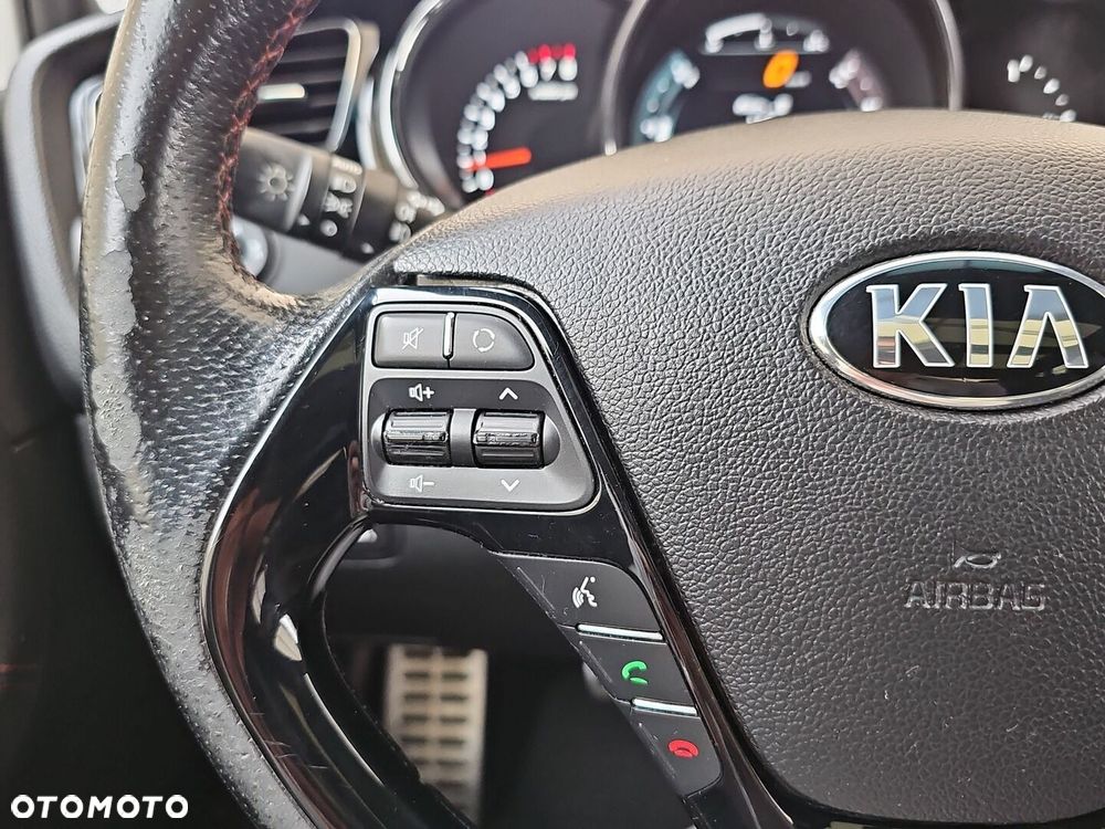 Kia Ceed - 14