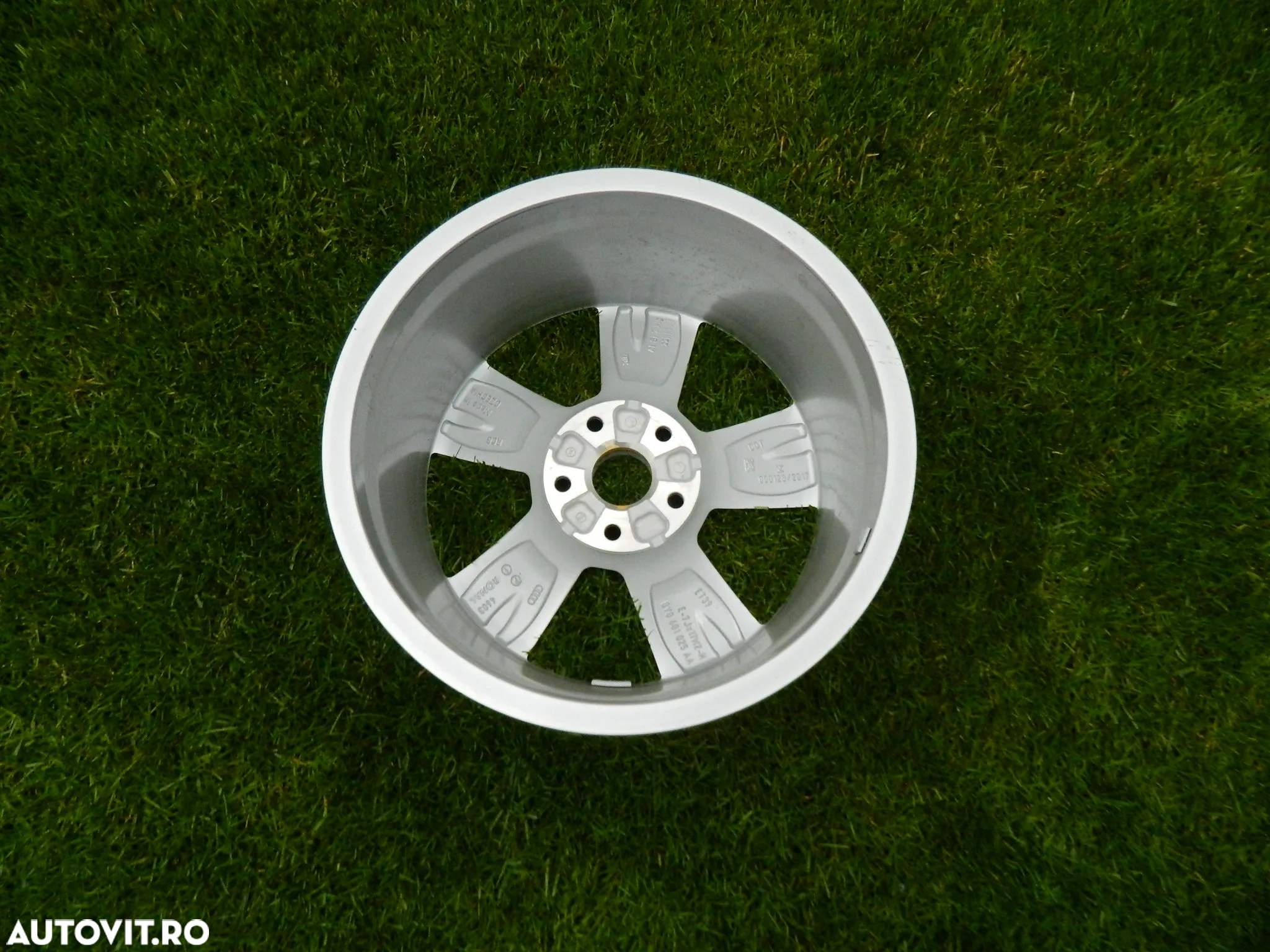 Janta Audi A3 pe 17" cod 8Y0601025AA - 5