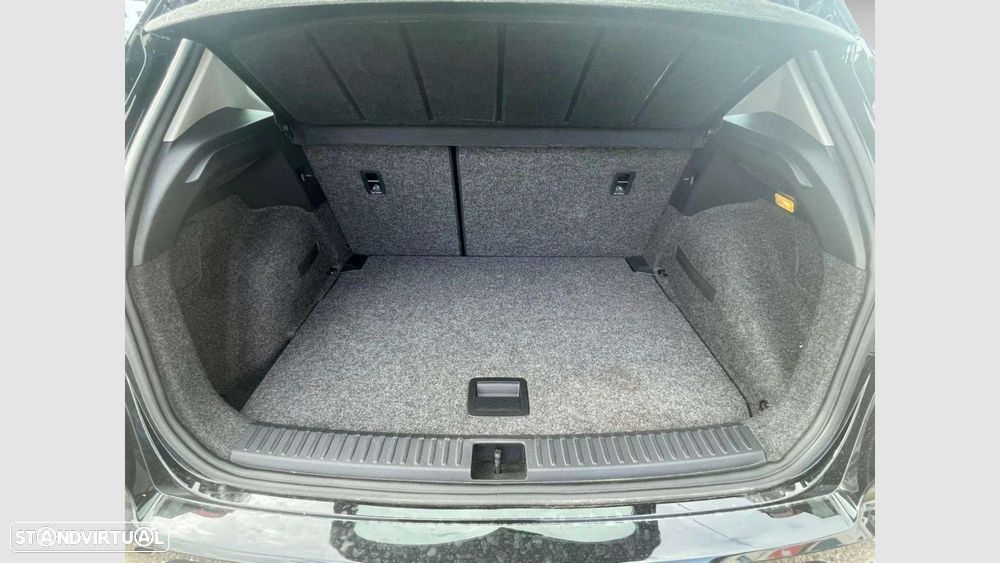 SEAT Arona - 9