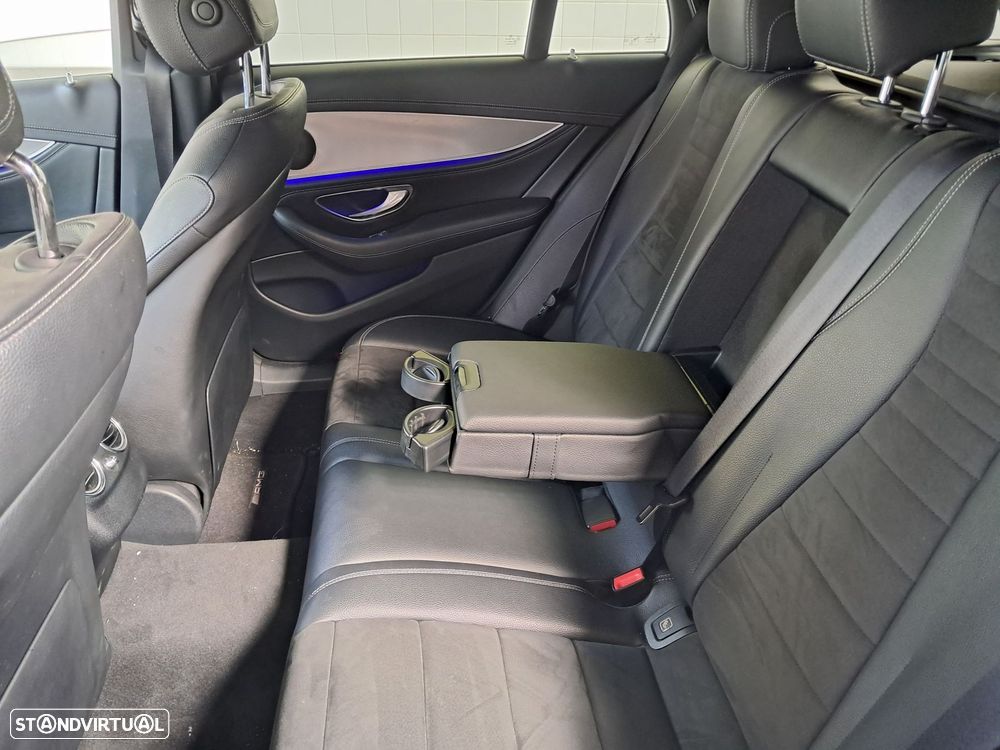 Mercedes-Benz E 220 d AMG Line - 12