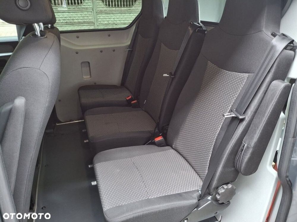 Volkswagen ID. Buzz - 21