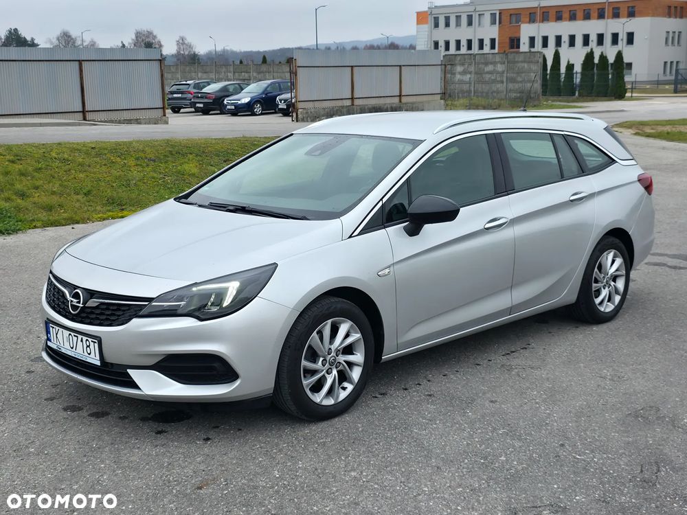 Opel Astra - 1