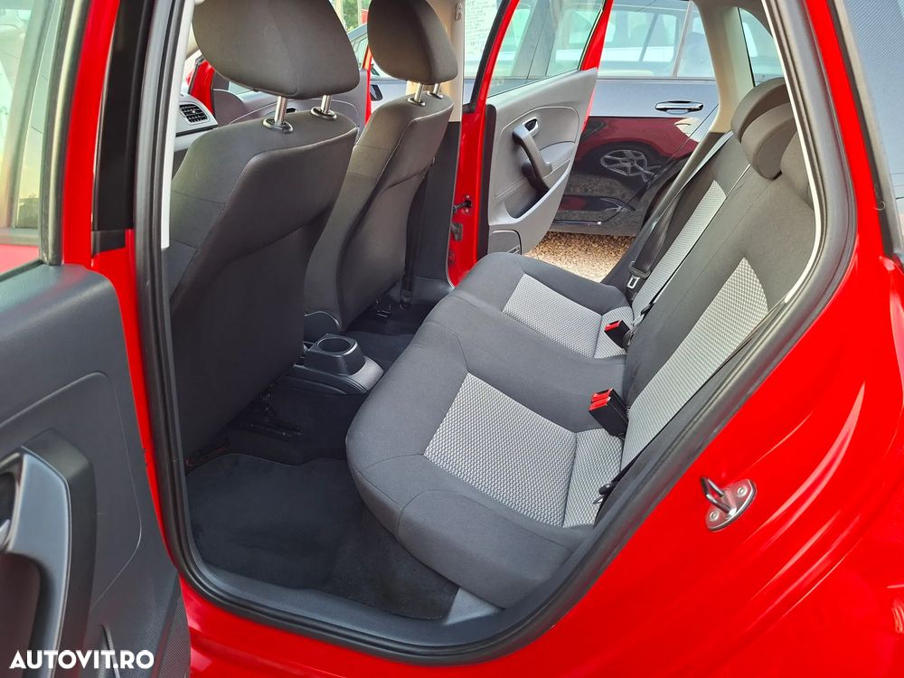 Volkswagen Polo - 13