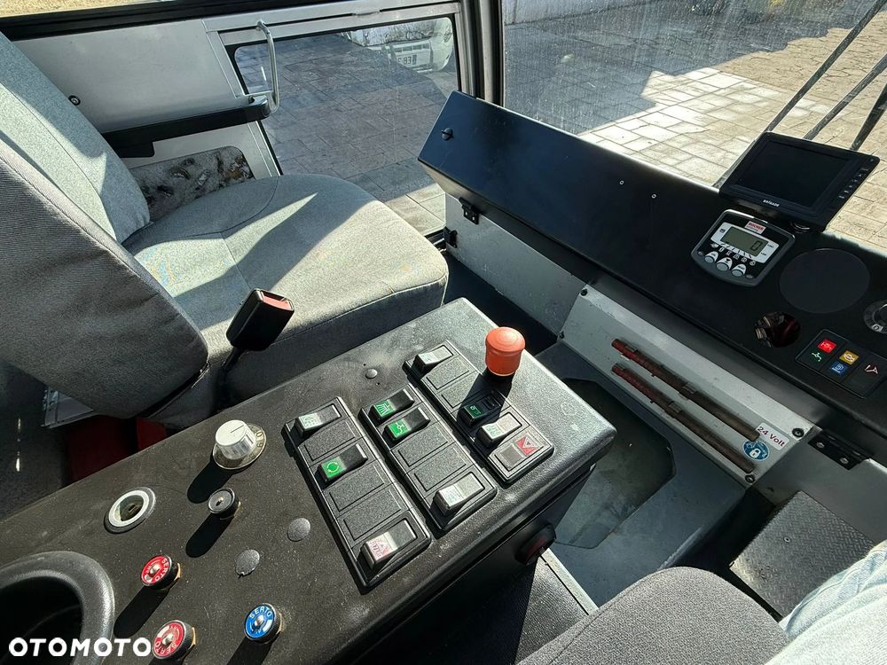 Inny BUCHER CITYCAT 5000 - 12