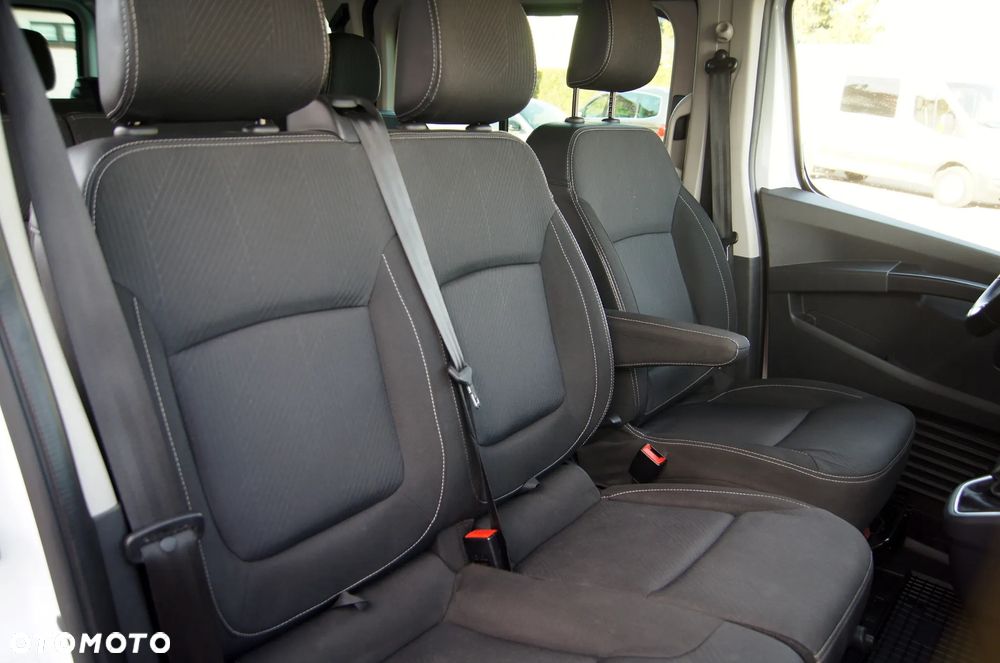 Renault Trafic - 23