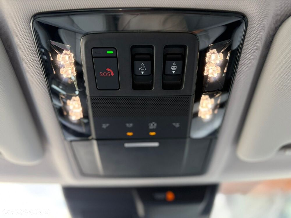 Mitsubishi Outlander - 25
