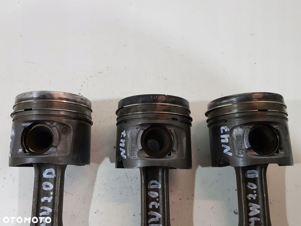 tłok z korbowodem bmw e90 e87 e60 e83 2.0d n47d20 - 3
