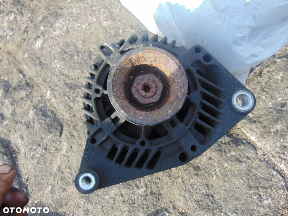 Alternator Audi a4 b5 1,8 Turbo - 2