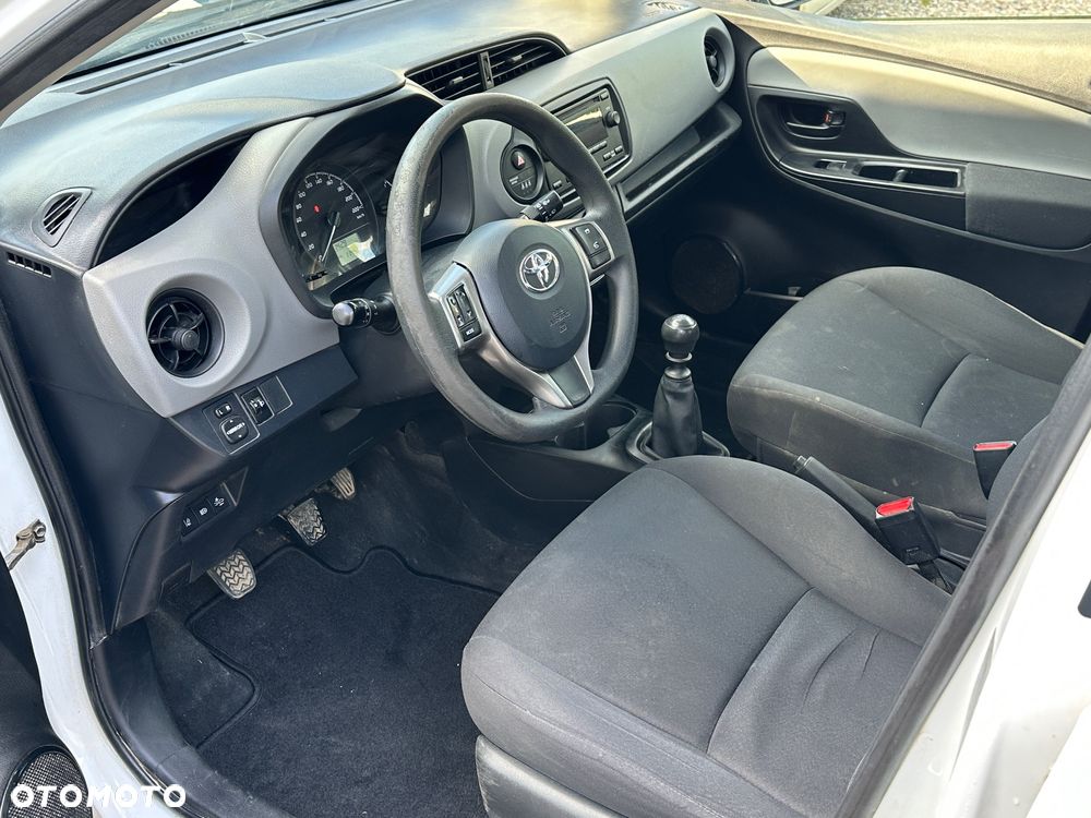 Toyota Yaris 1.5 Active - 6