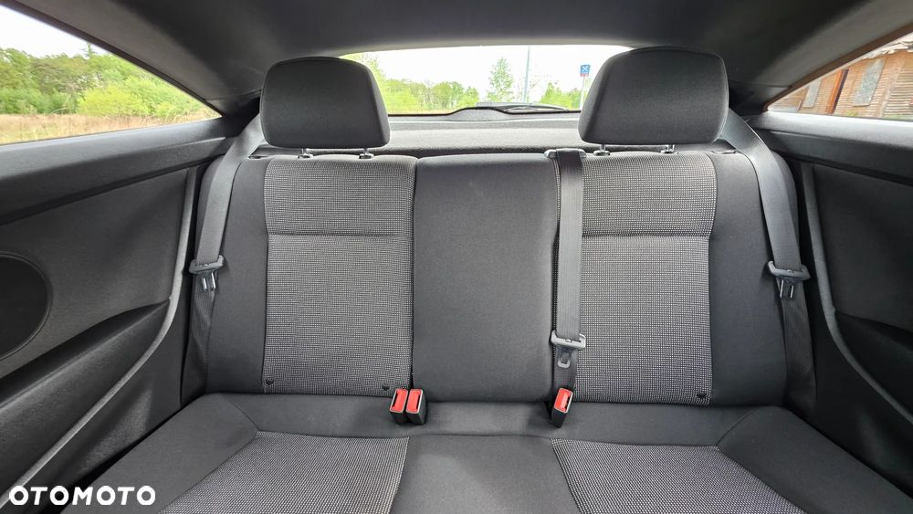 Opel Astra 1.6 Sport - 6